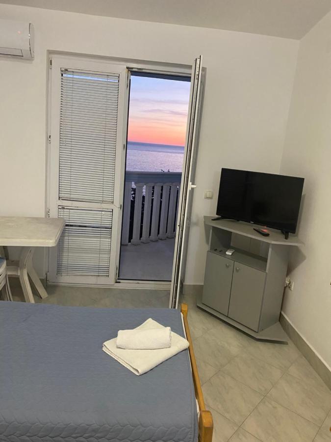 סוטומורה Guest House Perovic מראה חיצוני תמונה