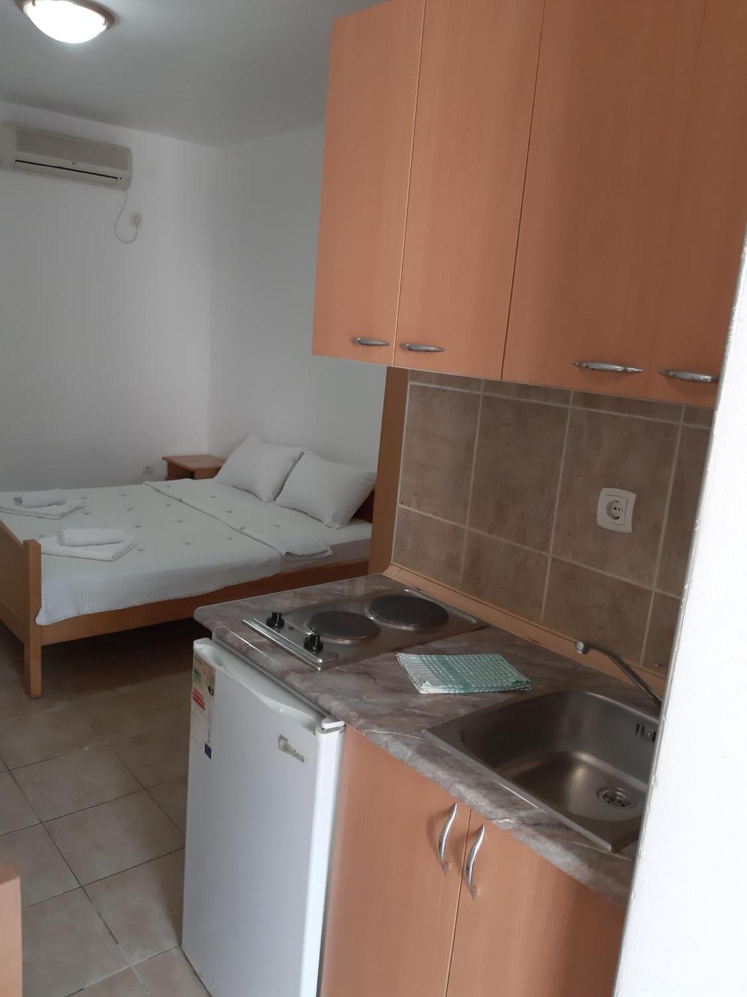 סוטומורה Guest House Perovic חדר תמונה