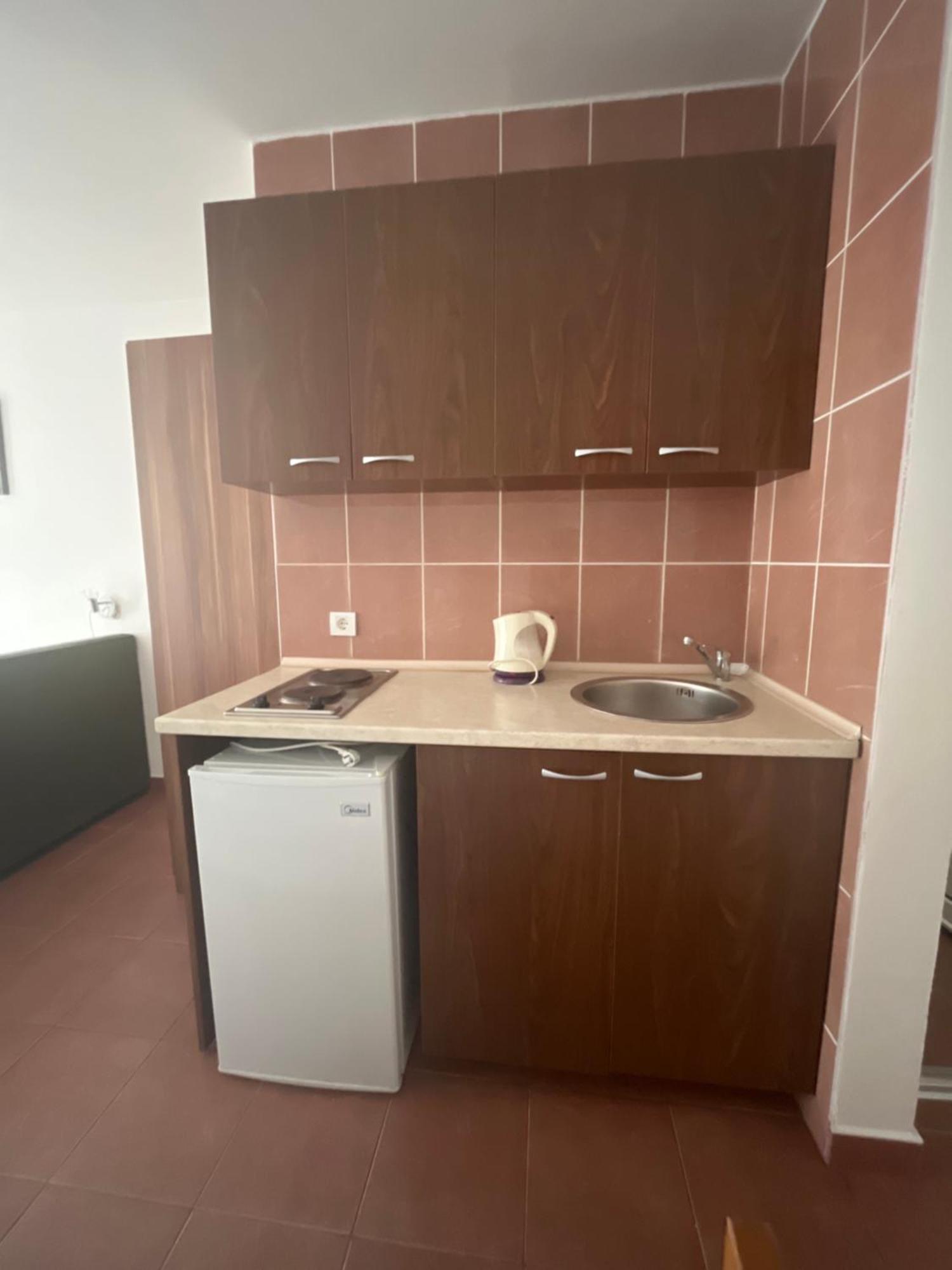 סוטומורה Guest House Perovic מראה חיצוני תמונה